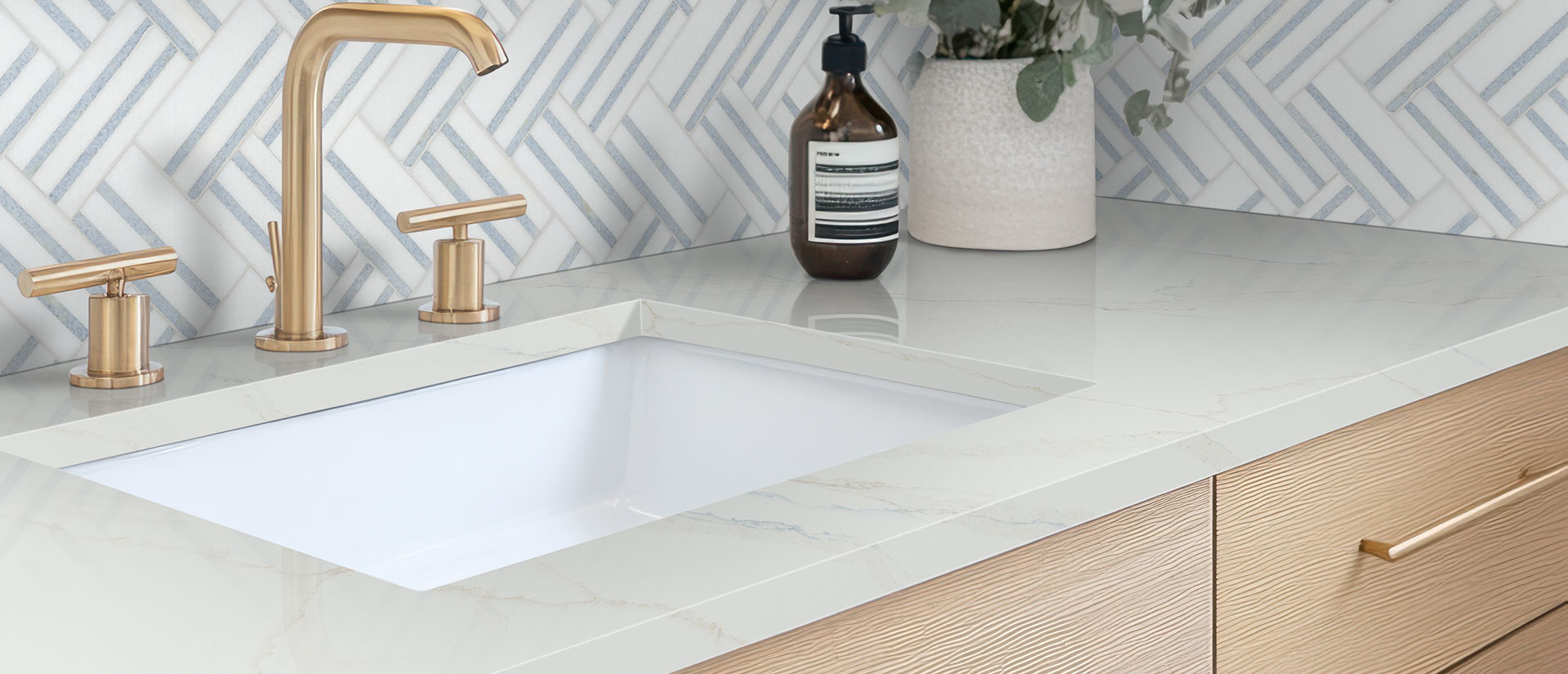 calacatta-safyra-bathroom-0955