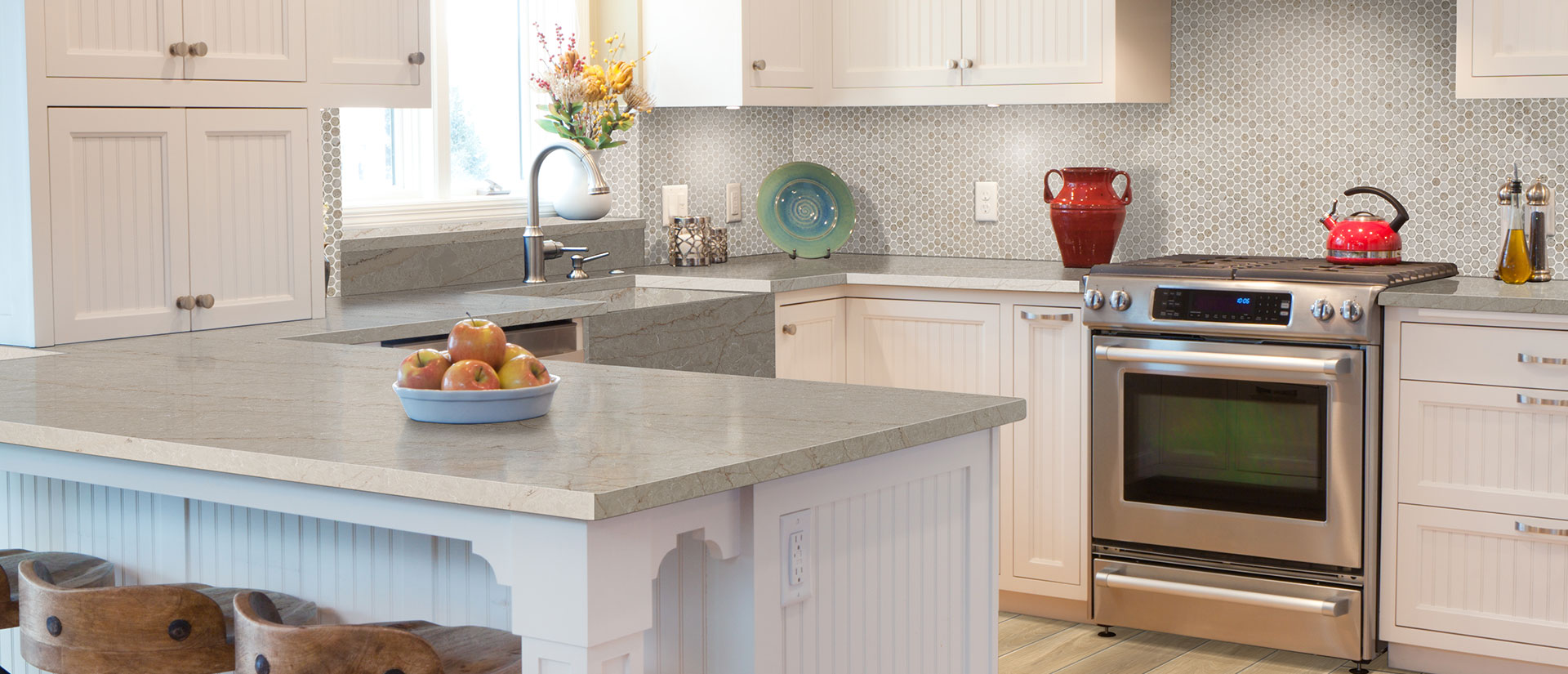 lumataj-quartz-countertop-kitchen-0402-alt-06