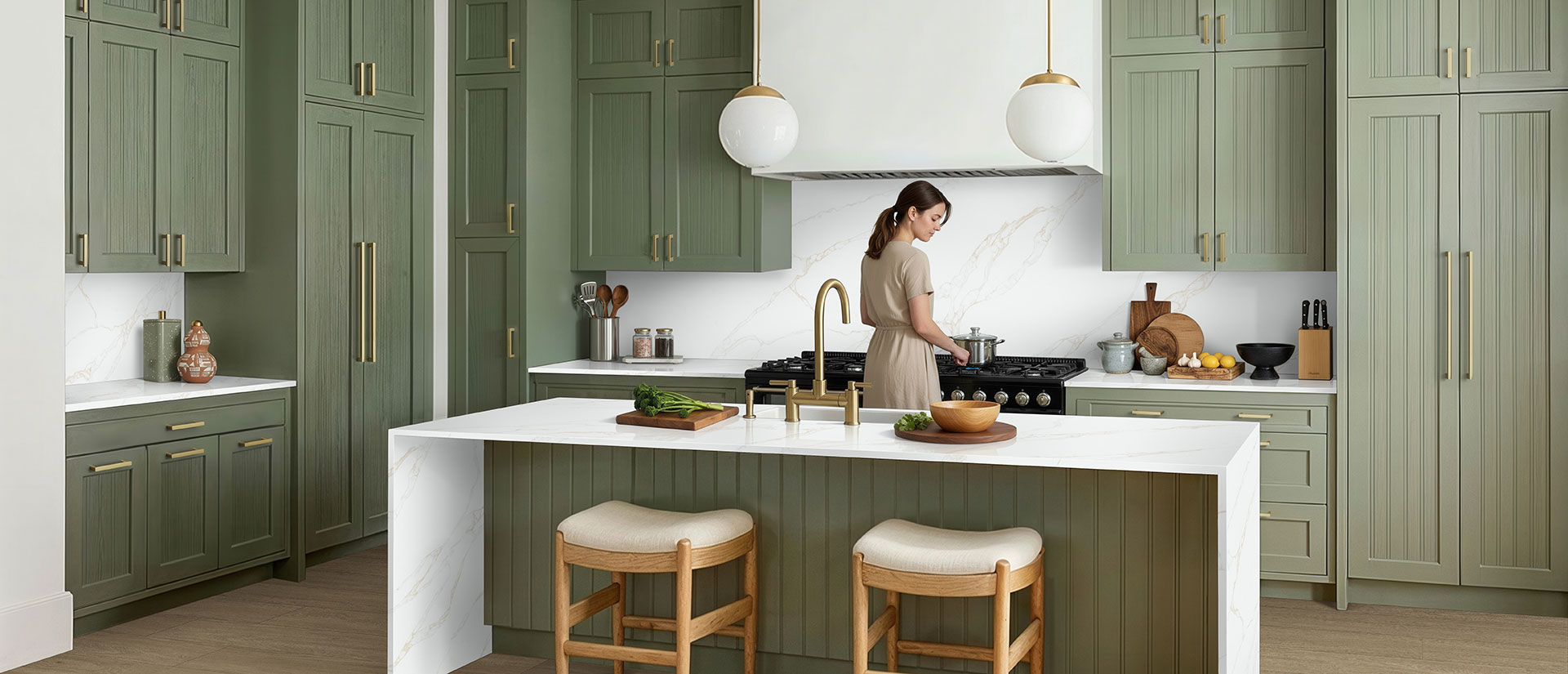 q-premium-natural-quartz™-countertops-calacatta-rivessa-kitchen-1694