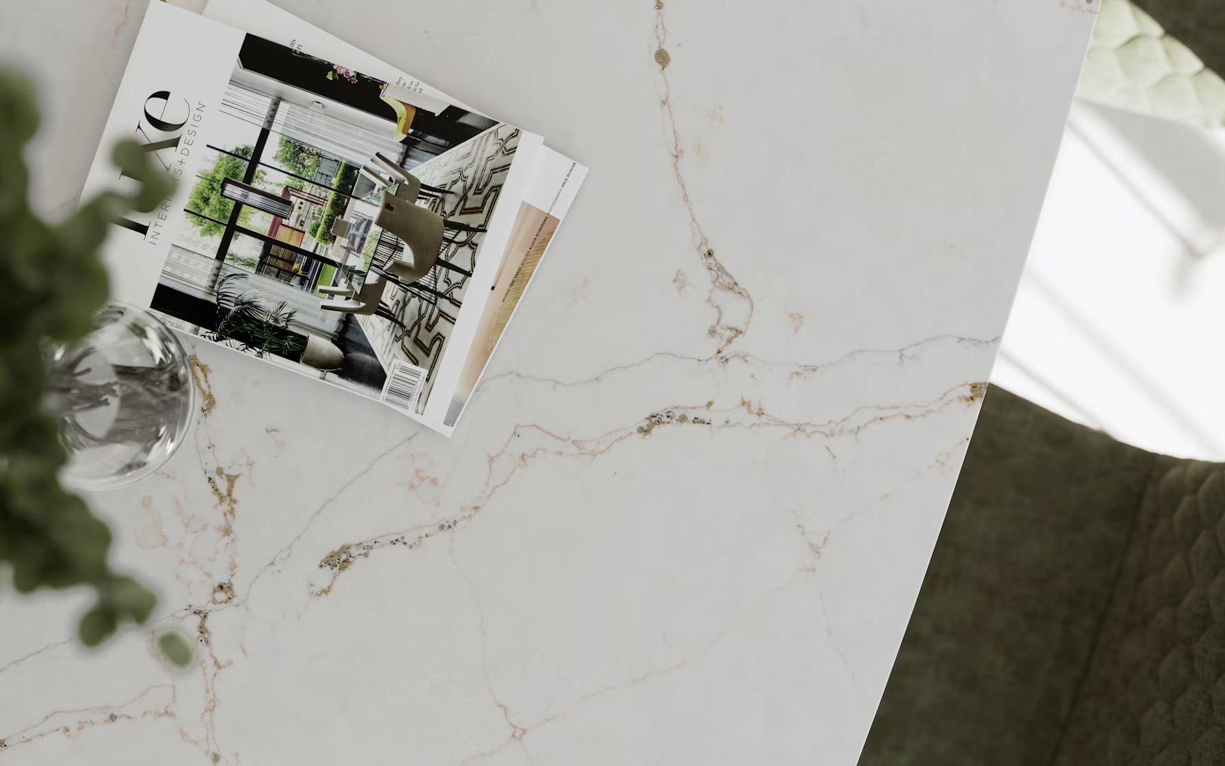 Versailles Ivory 3